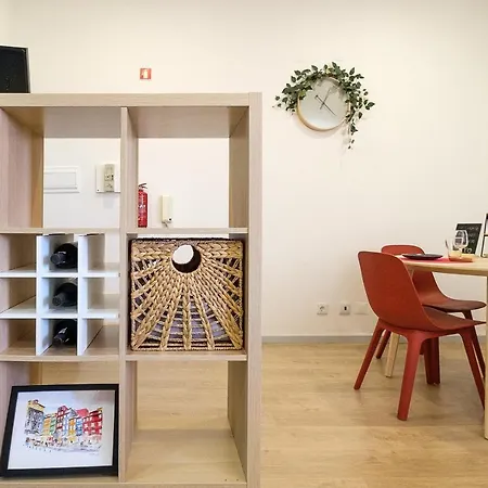 Dennis Family Friendly House By Rdc Lägenhet Oporto