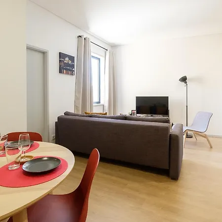 Lägenhet Dennis Family Friendly House By Rdc *